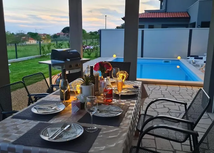 Villa Robert Kaštelir