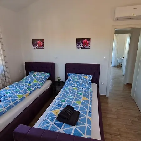 Robert * Kaštelir